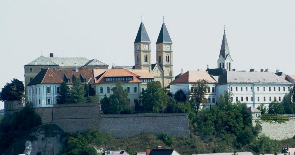 Veszprém_Castle_Area_View_2010