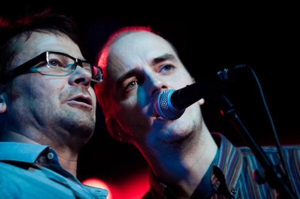 73649_173854209295904_552887_n